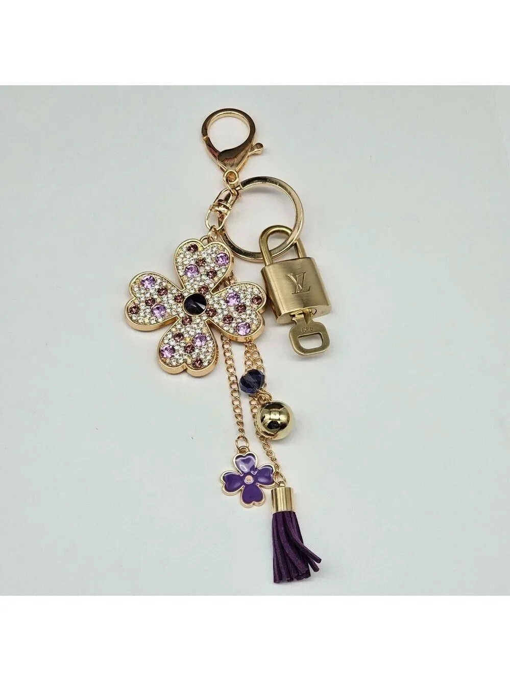 Louis Vuitton Authentic Gold Lock 🔒 Unbranded Flower Keychain Charm for Bags